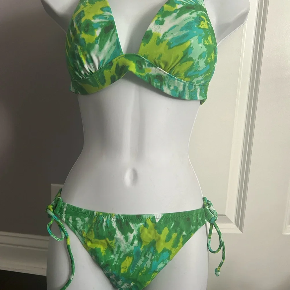 Victoria’s Secret green Tye Die bikini size large brand new without tags 2 piece - Picture 1 of 5